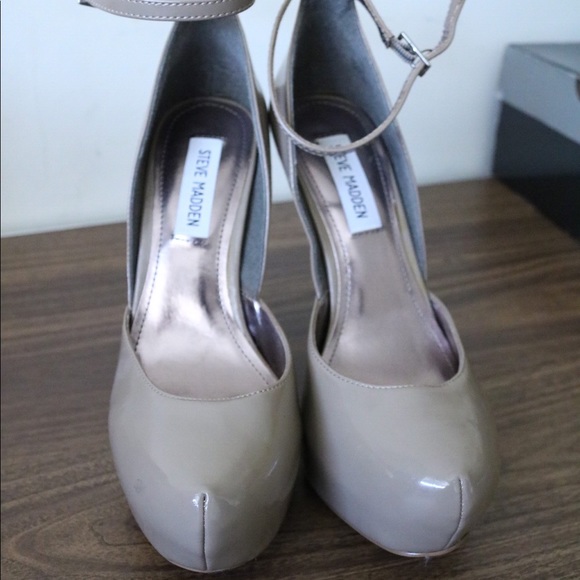 Nude Steve Madden Pumps US Women’s size 8 - Picture 3 of 4